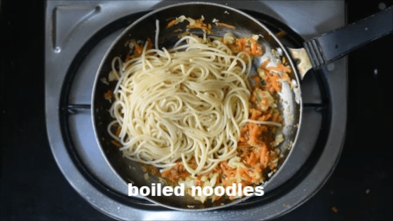 how to make veg noodles recipe step 5