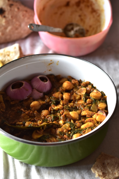 No-oil Chole methi recipe - priyascurrynation.com