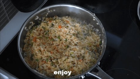 how to make schezwan rice recipe - priyascurrynation.com