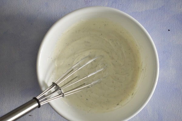 best eggless mayo with curd recipe. #mayo #vegetarian priyascurrynation.com