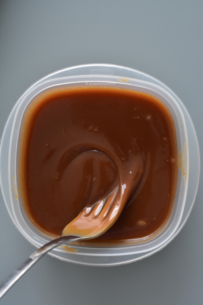 best caramel sauce recipe - priyascurrynation.com