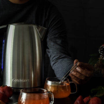 Strawberry basil herbal tea with cuisinart kettle - priyascurrynation.com