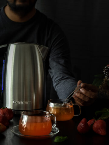 Strawberry basil herbal tea with cuisinart kettle - priyascurrynation.com
