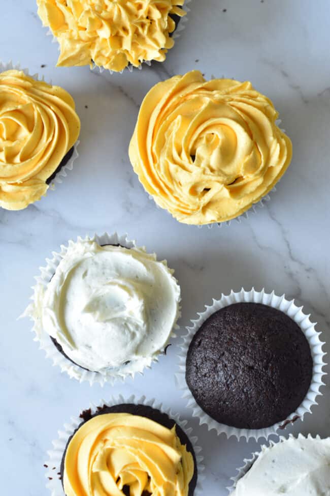 Learn to make perfect chocolate cupcakes without eggs. priyascurrynation.com